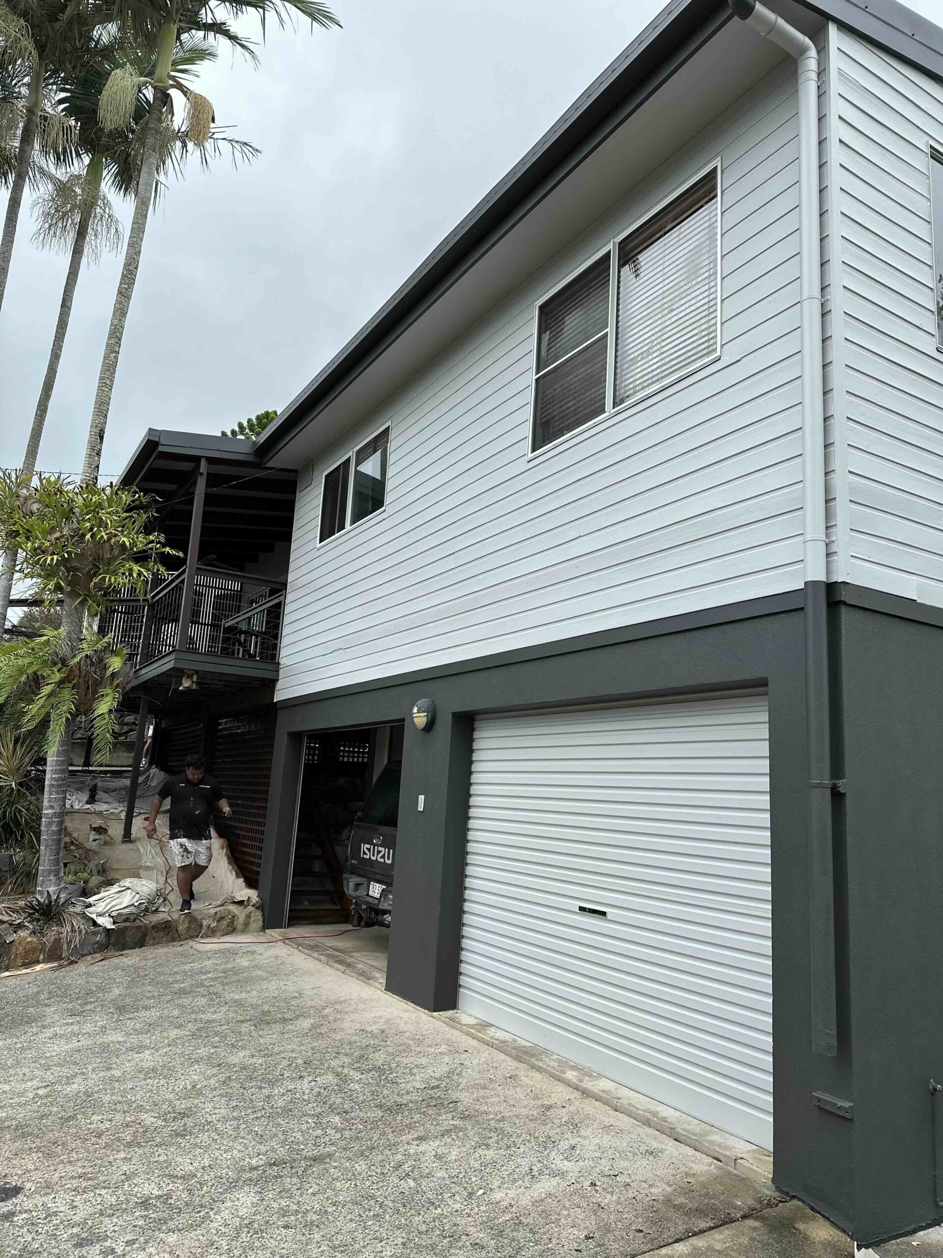 WEB_Yangaro_Cerulean_BMP0623_006_1 Wambiri exterior paint project